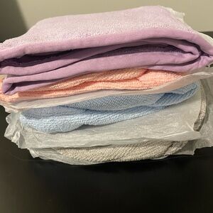 NWOT Set of 4 Microfiber Hair Wraps